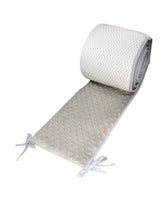 Protector para Cama Cuna Chevron Gris / Blanco